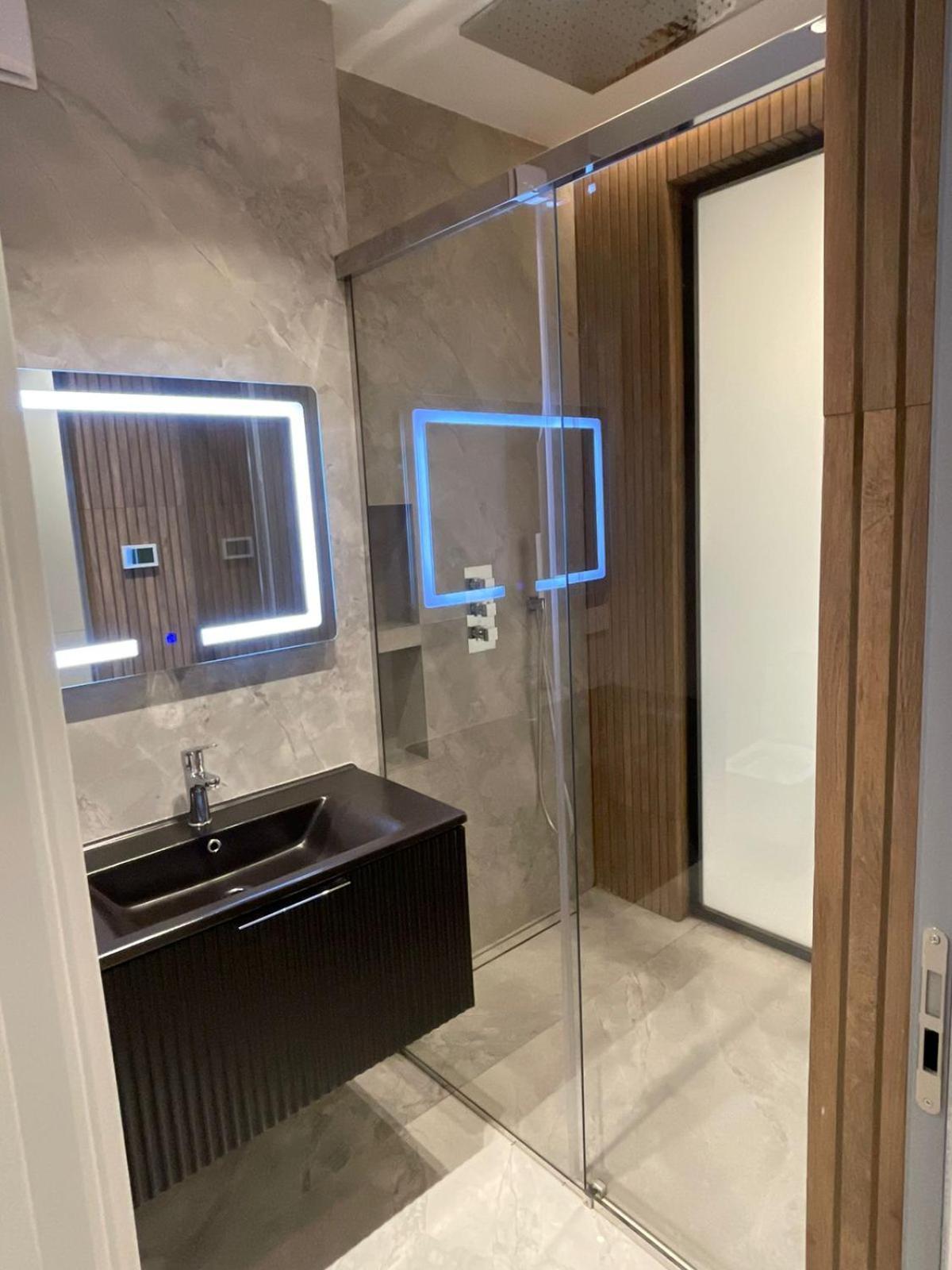 Luxury One Bedroom Apartment Tirana Kültér fotó